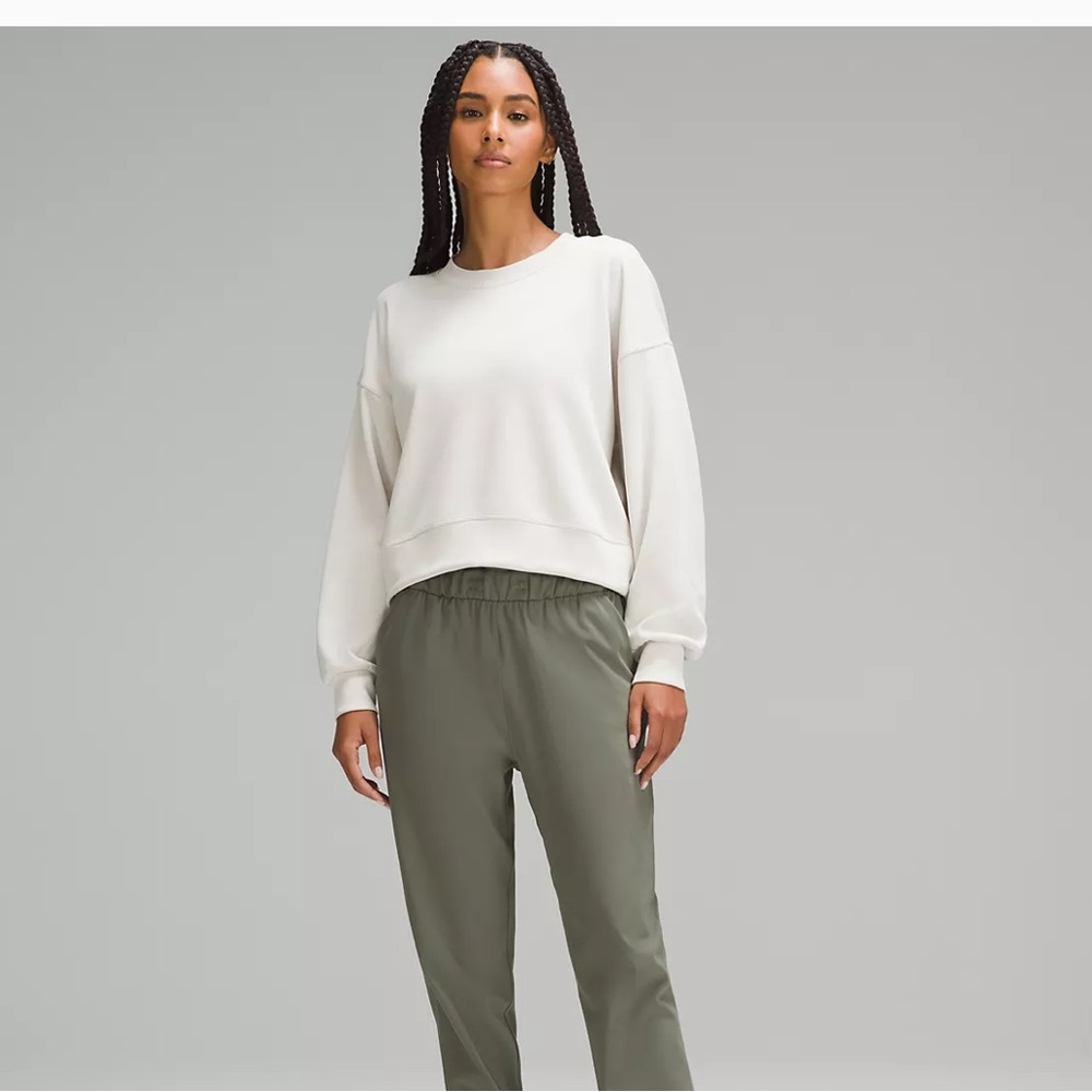 Lululemon softstreme white oversized cropped crew sweatshirt size 20 plus size